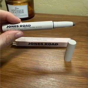 Jones Road Eyeshadow Stick
